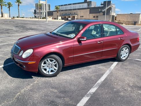 Used 2003 Mercedes-Benz E 320 Sedan image 12