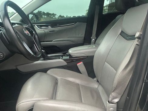 Used 2015 Cadillac XTS Premium image 6