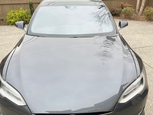 Used 2016 Tesla Model S 90D image 11