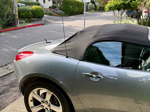 Used 2007 Pontiac Solstice GXP w/ Premium Package image 8