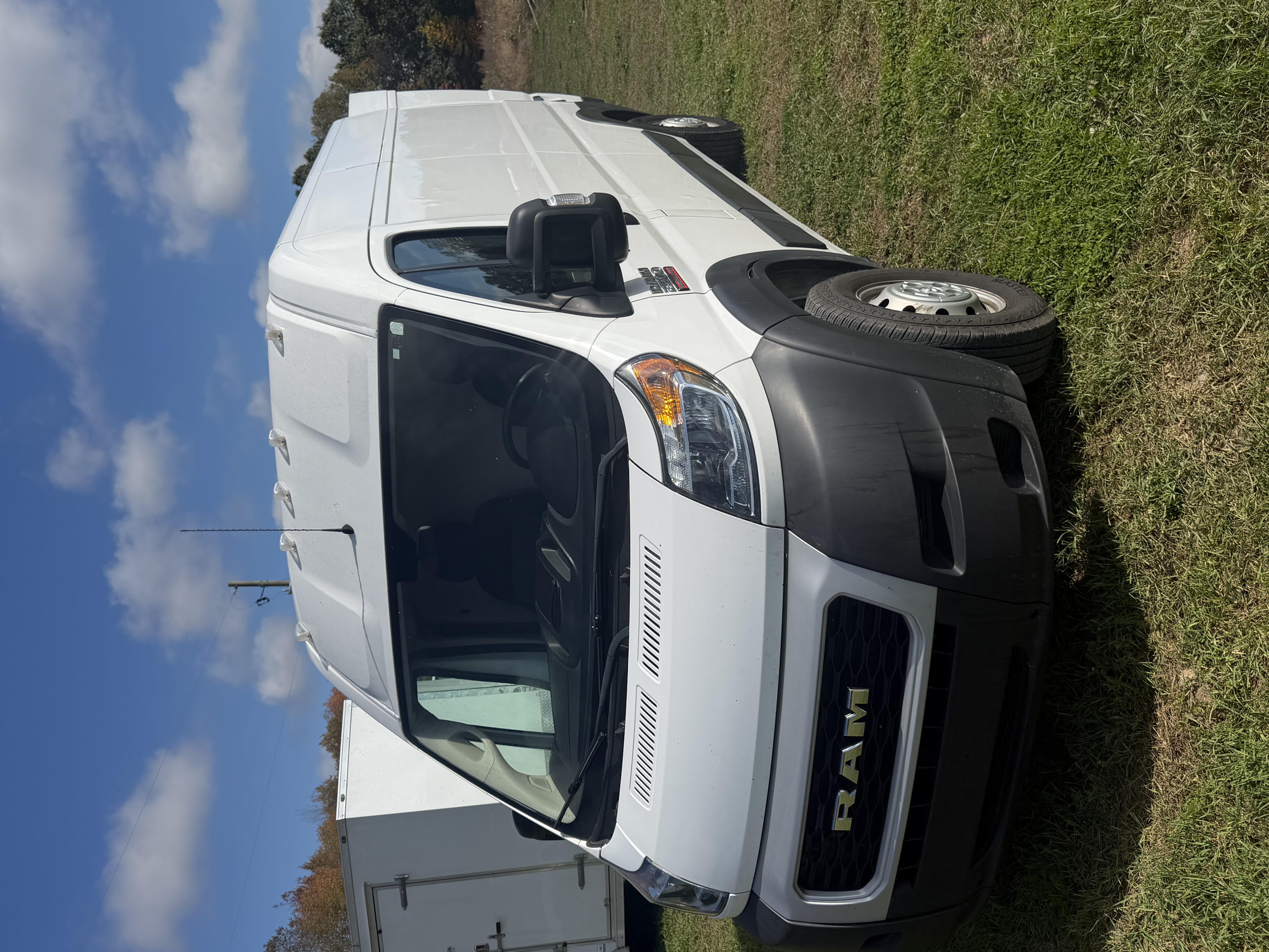 Used 2021 RAM ProMaster 2500 w/ Interior LED Lighting Group FWD image 1
