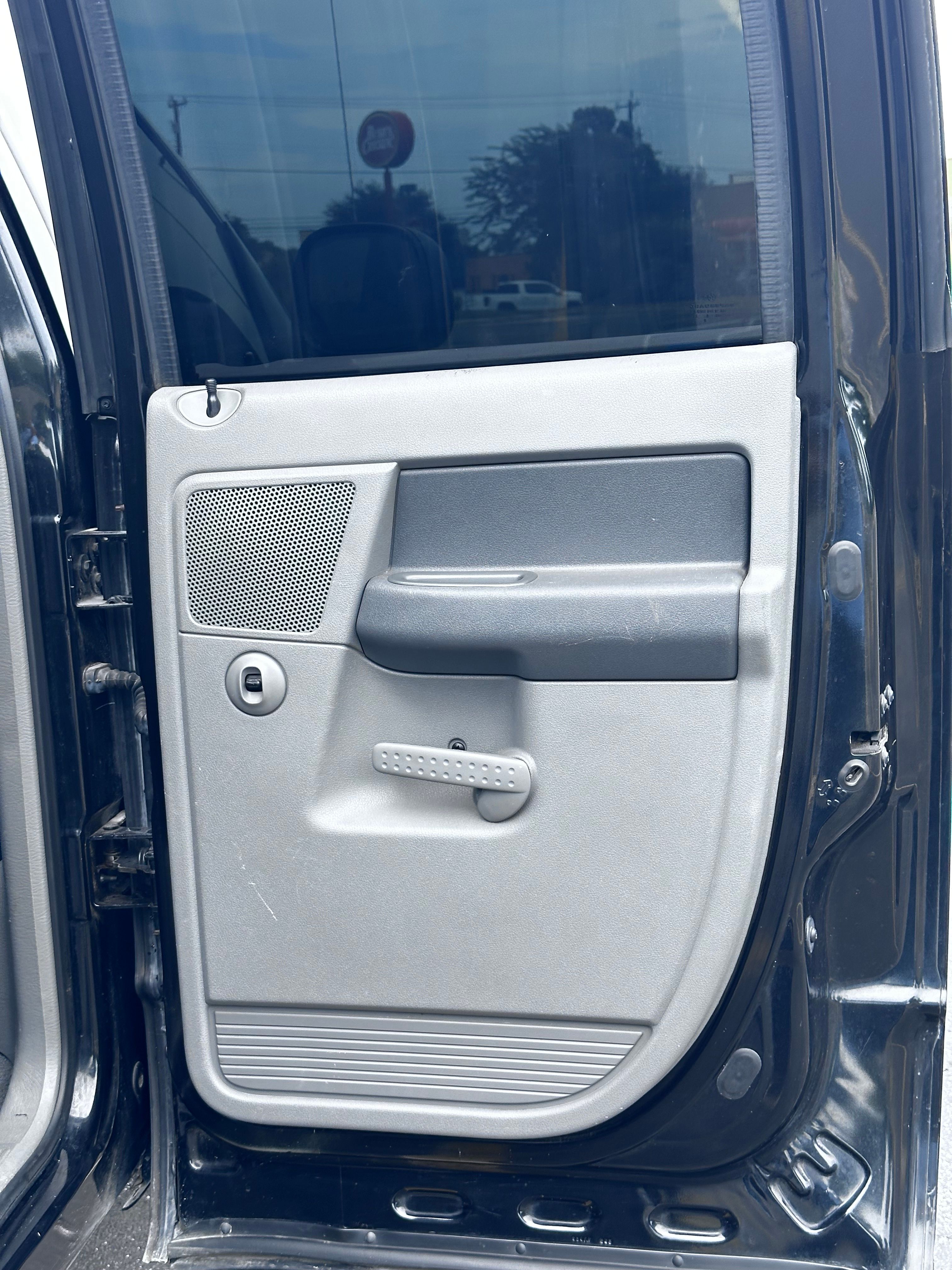 Used 2007 Dodge Ram 1500 Truck SLT w/ Sound & Secure Value Group AWD/4WD image 17