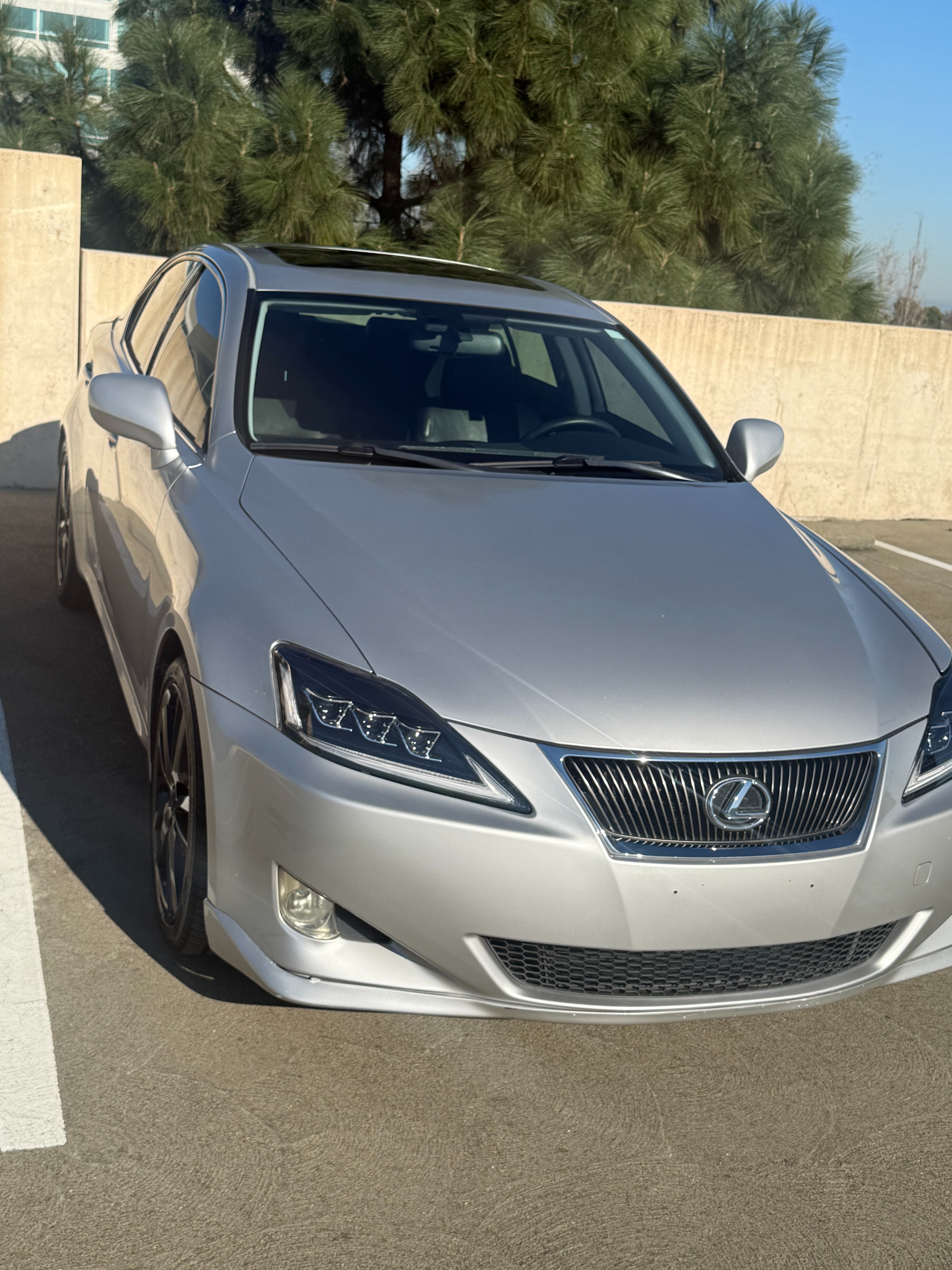 Used 2006 Lexus IS 350 RWD image 1