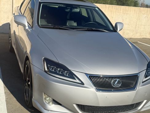 Used 2006 Lexus IS 350 RWD image 1