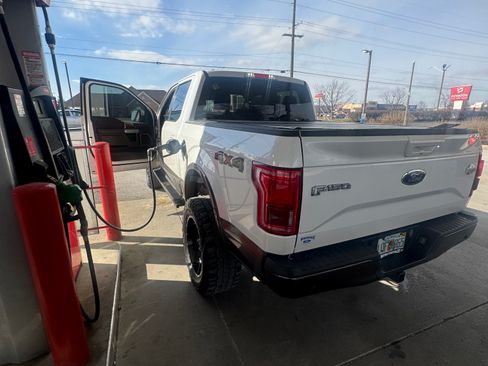 Used 2015 Ford F150 King Ranch w/ Equipment Group 601A Luxury AWD/4WD image 2