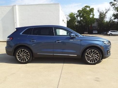 Used 2019 Lincoln Nautilus Reserve image 1