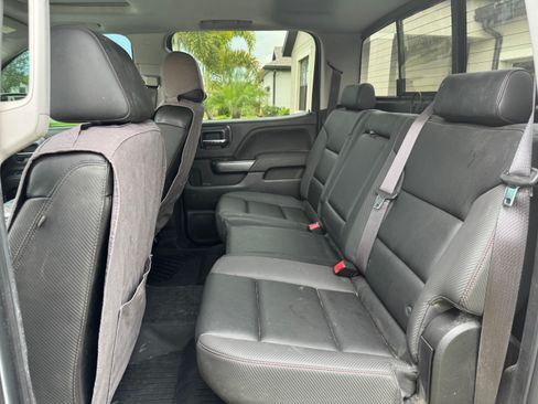 Used 2017 GMC Sierra 1500 SLT AWD/4WD image 6