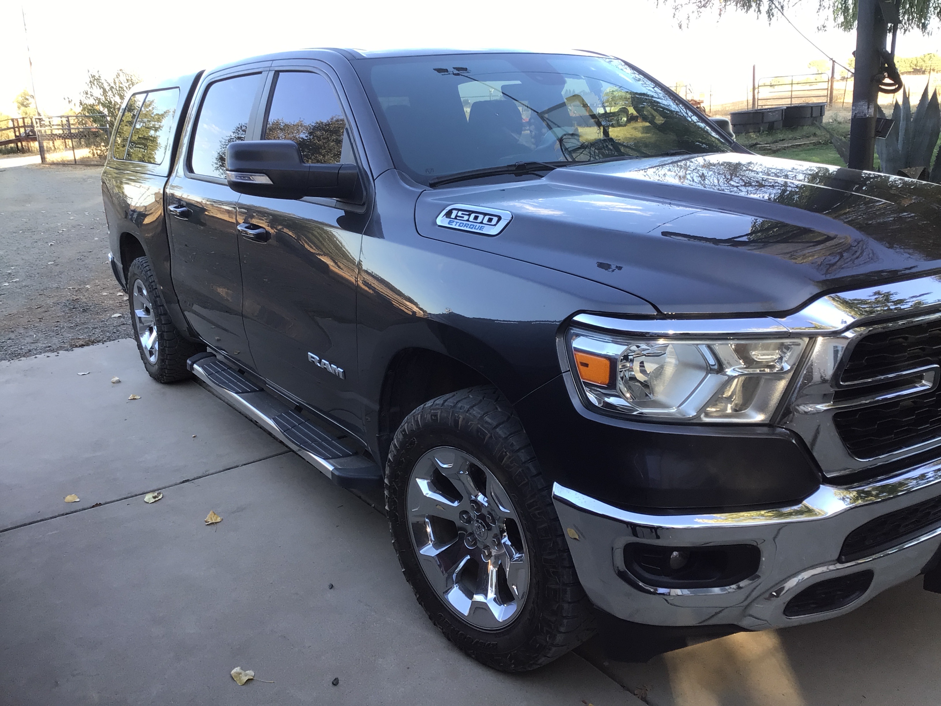 Used 2022 RAM 1500 Big Horn AWD/4WD image 2