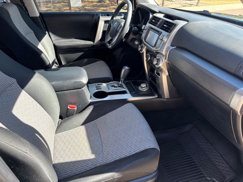 Used 2017 Toyota 4Runner SR5 image 14