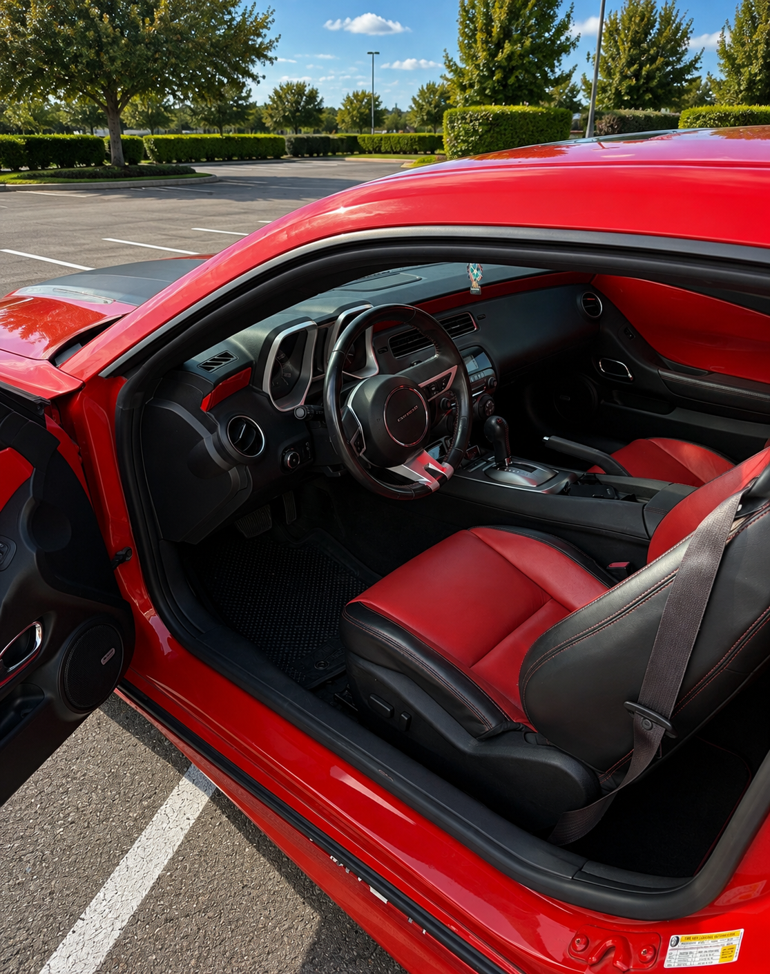 Used 2010 Chevrolet Camaro LT w/ Interior Accent Trim Package RWD image 5