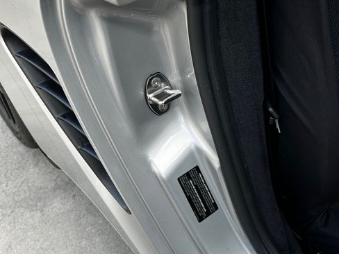 Used 2009 Porsche Cayman S image 21