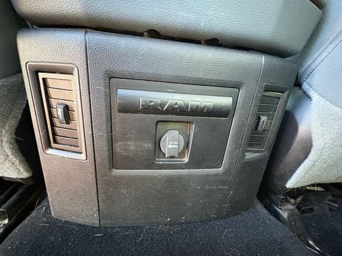 Used 2013 RAM 2500 Big Horn image 17