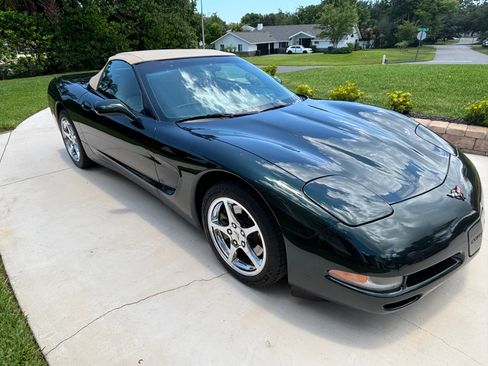 Used 2001 Chevrolet Corvette Convertible w/ Preferred Equipment Group2 RWD image 5