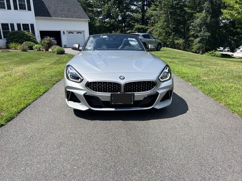 Used 2020 BMW Z4 M40i w/ Premium Package RWD image 12