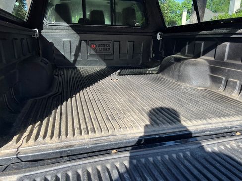 Used 2011 Ford F350 Lariat w/ Lariat Interior Pkg AWD/4WD image 13