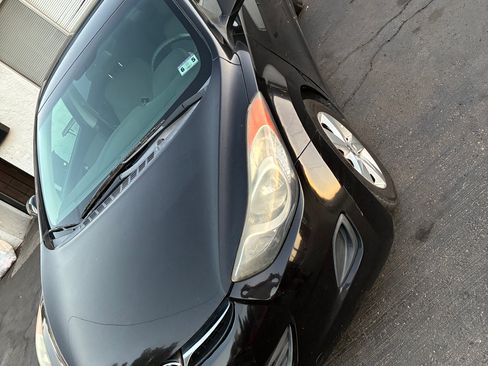 Used 2013 Hyundai Elantra GLS FWD image 8