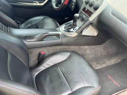 Used 2007 Pontiac Solstice GXP w/ Premium Package image 14