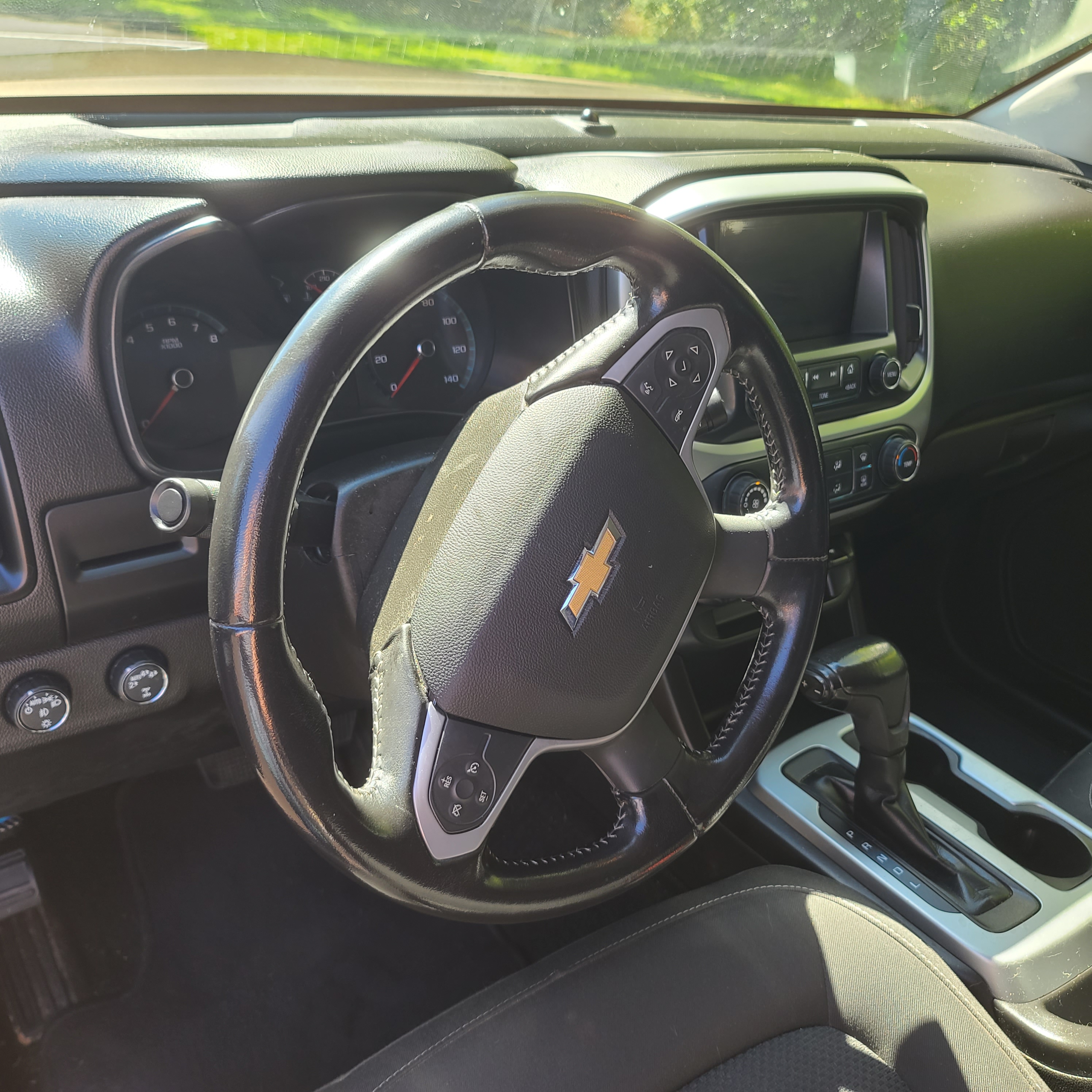 Used 2017 Chevrolet Colorado LT w/ LT Convenience Package AWD/4WD image 24