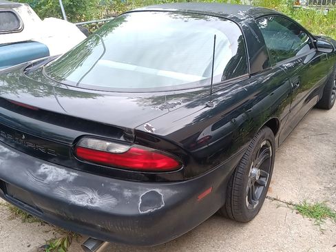 Used 1994 Chevrolet Camaro LT RWD image 8