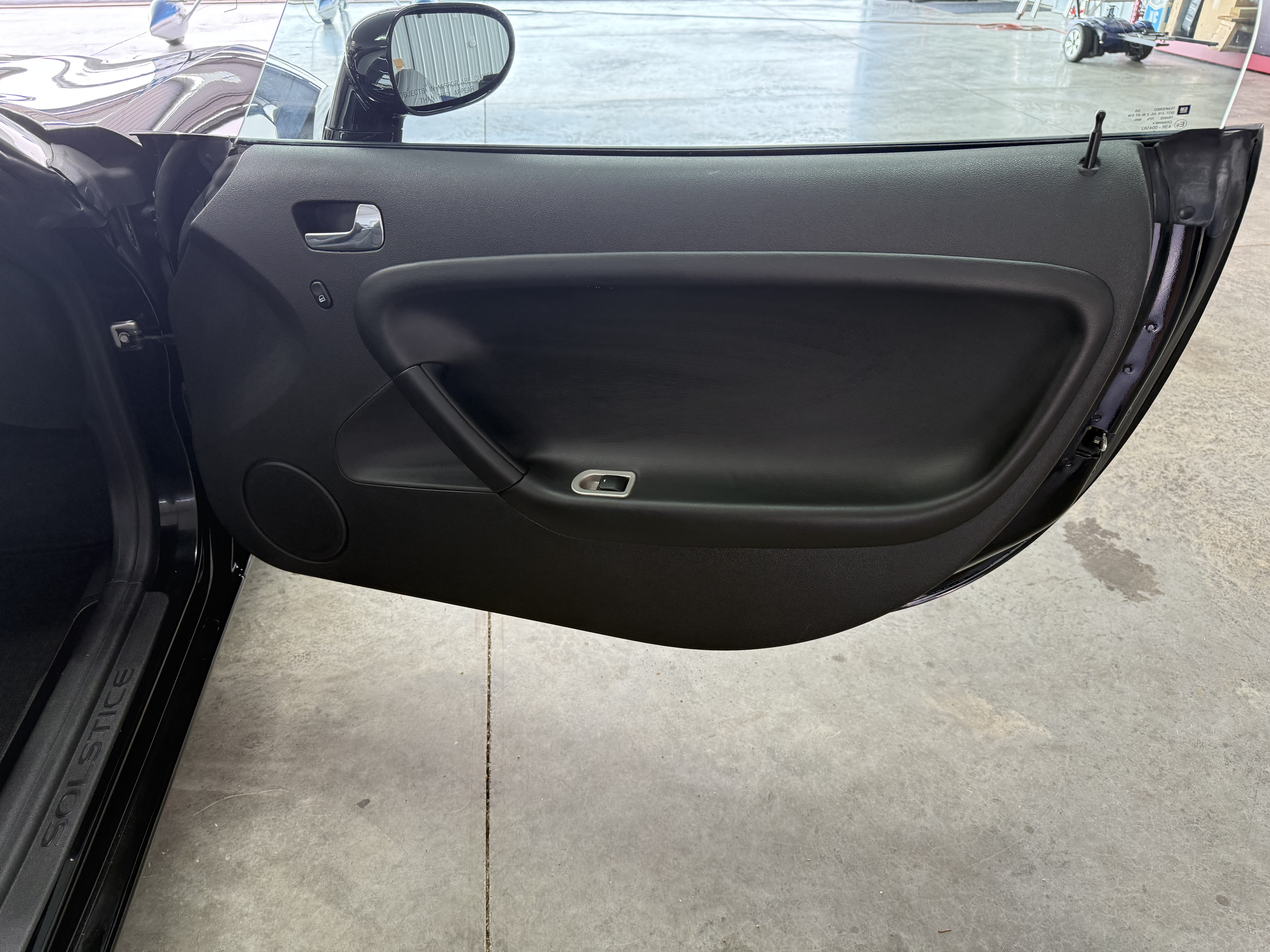 Used 2008 Pontiac Solstice Convertible w/ Premium Package RWD image 14