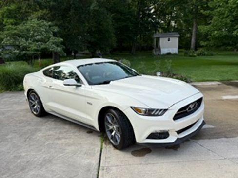Used 2015 Ford Mustang 50 Years RWD image 8