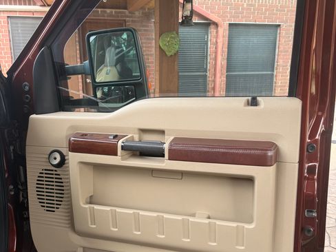 Used 2008 Ford F350 King Ranch image 16
