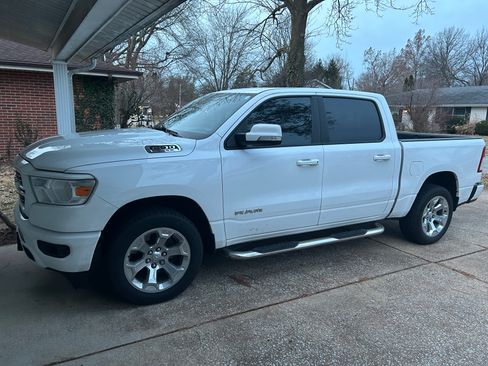 Used 2019 RAM 1500 Big Horn image 4