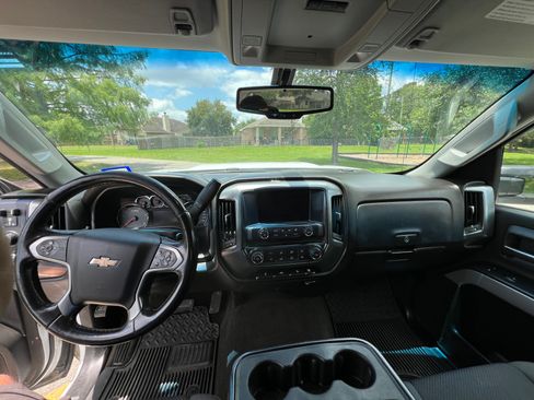 Used 2018 Chevrolet Silverado 2500 LT w/ Z71 Package, Off-Road AWD/4WD image 11