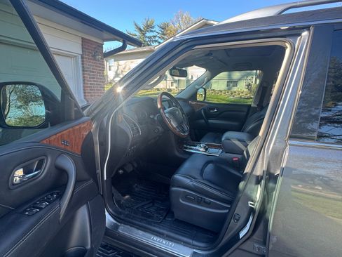 Used 2019 INFINITI QX80 Luxe w/ Proassist Package image 8