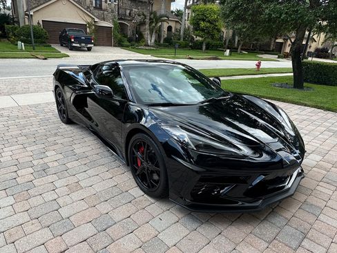Used 2022 Chevrolet Corvette Stingray Premium Conv w/ Z51 Performance Package RWD image 9