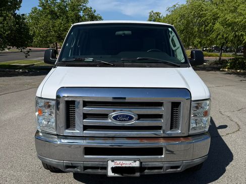 Used 2014 Ford E-250 and Econoline 250 w/ Power Group RWD image 12