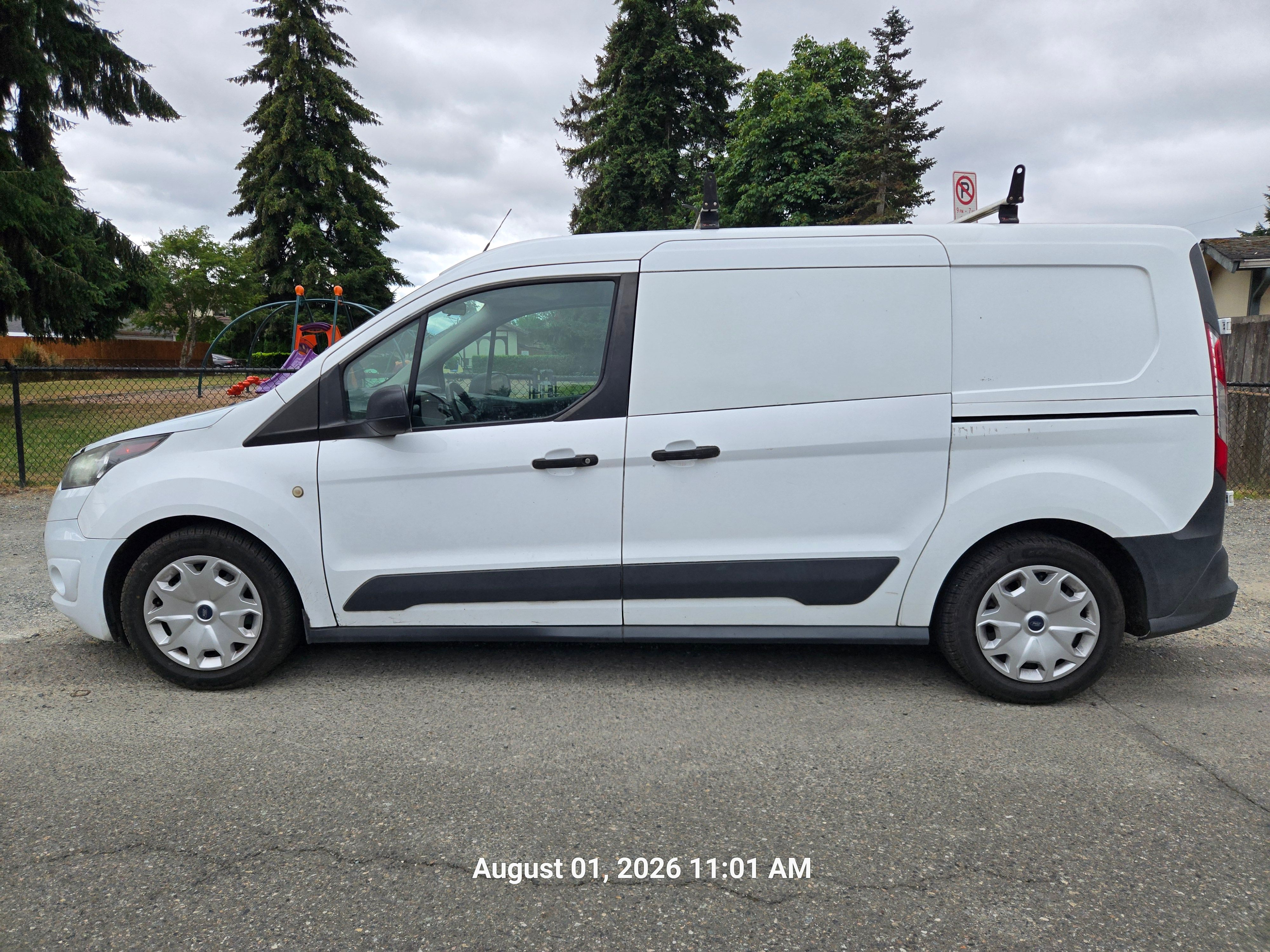 Used 2017 Ford Transit Connect XL FWD image 1