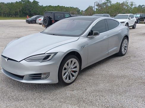 Used 2019 Tesla Model S P100D image 1