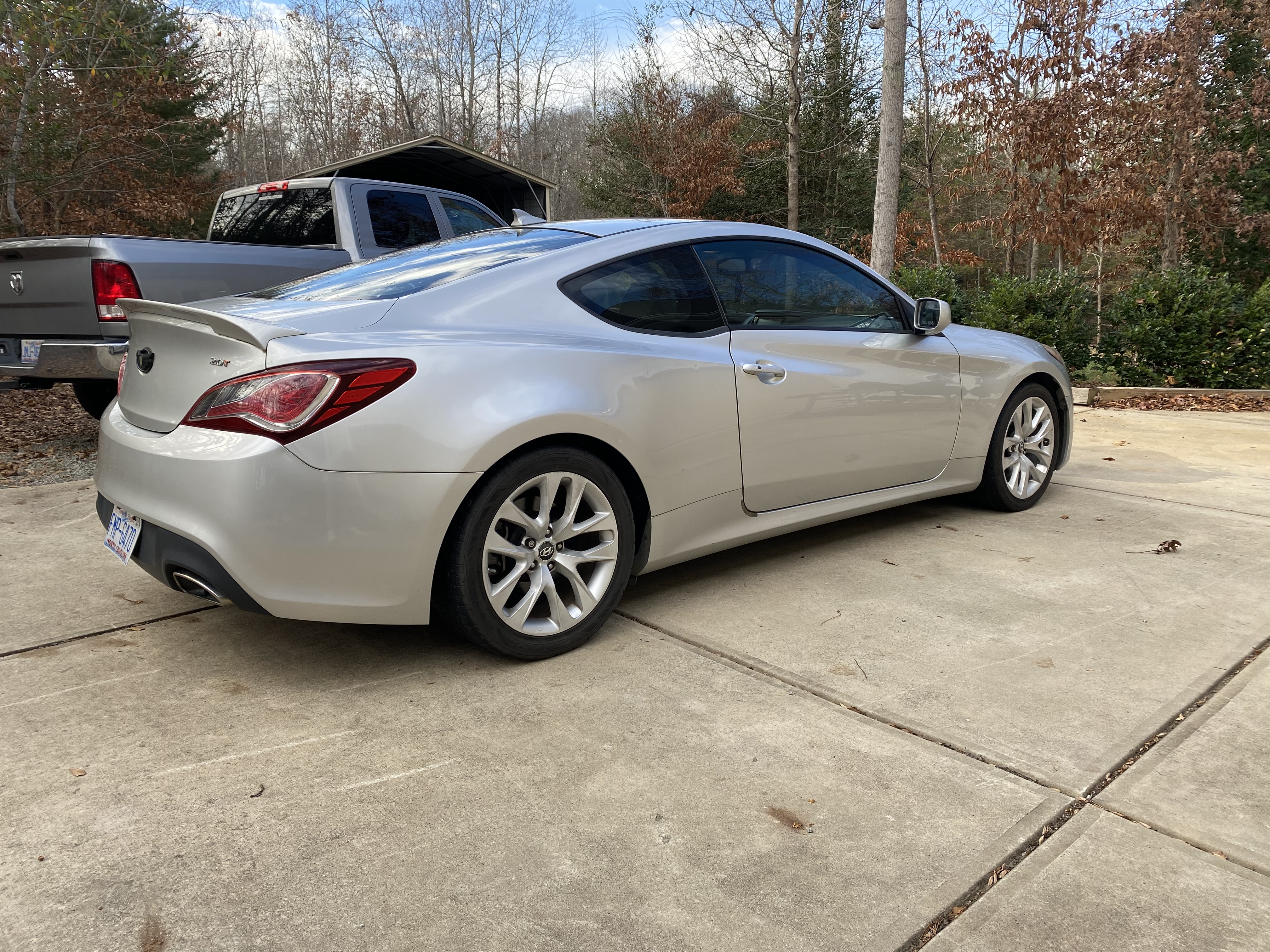Used 2013 Hyundai Genesis 2.0T RWD image 13