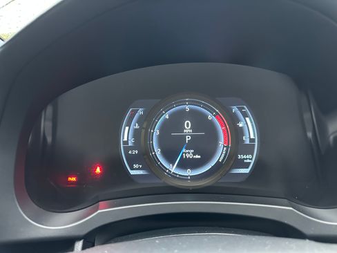 Used 2017 Lexus IS 200t F Sport image 5