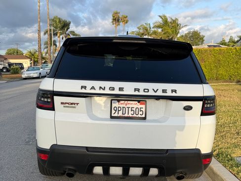 Used 2015 Land Rover Range Rover Sport SE AWD/4WD image 4