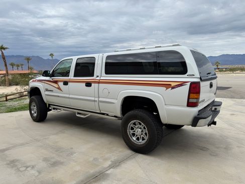 Used 2002 GMC Sierra 2500 2WD Crew Cab HD w/ SLT Marketing Option Pkg image 5