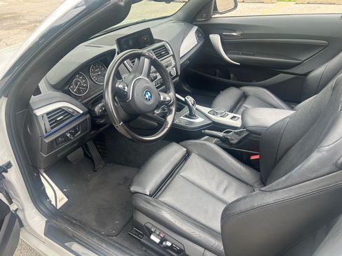 Used 2017 BMW 230i Convertible RWD image 8