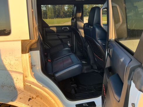 Used 2022 Ford Bronco Raptor AWD/4WD image 9