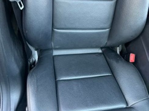 Used 2013 Mercedes-Benz E 350 4MATIC Sedan image 10