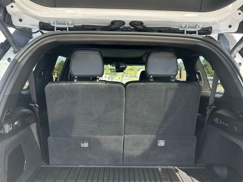 Used 2023 Jeep Grand Cherokee L Overland w/ Rear Seat Video Group I RWD image 6