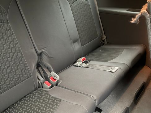 Used 2014 Chevrolet Traverse LT FWD image 5