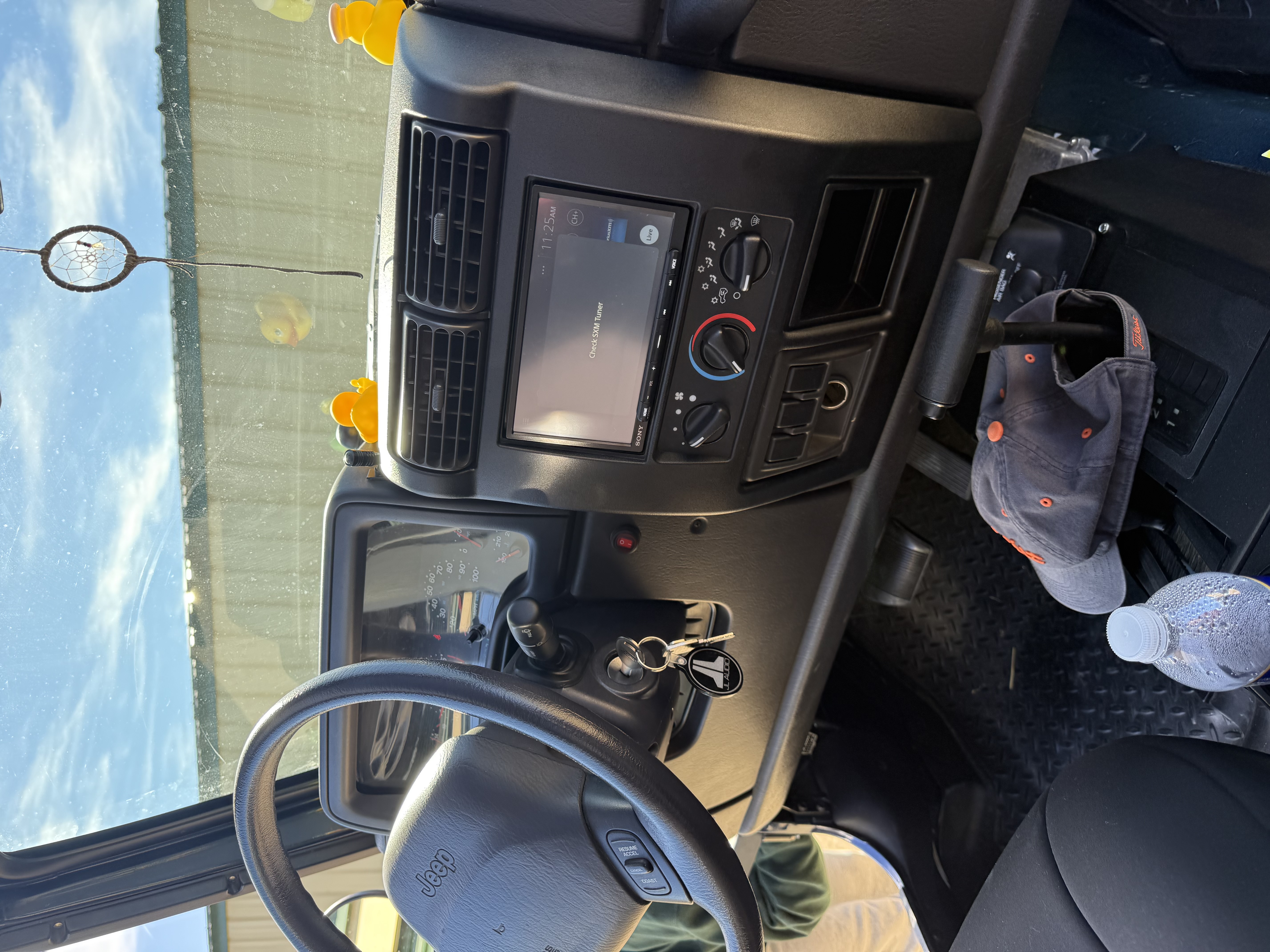 Used 2002 Jeep Wrangler X AWD/4WD image 2