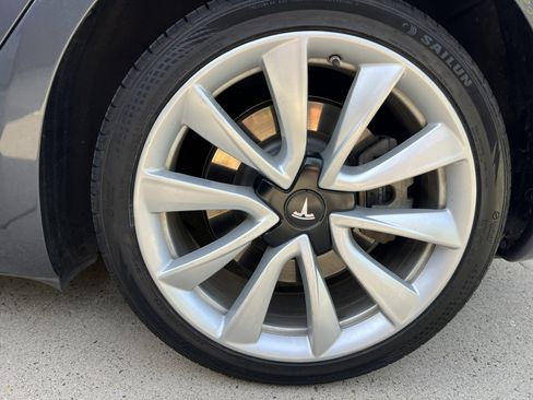Used 2018 Tesla Model 3 Long Range image 24