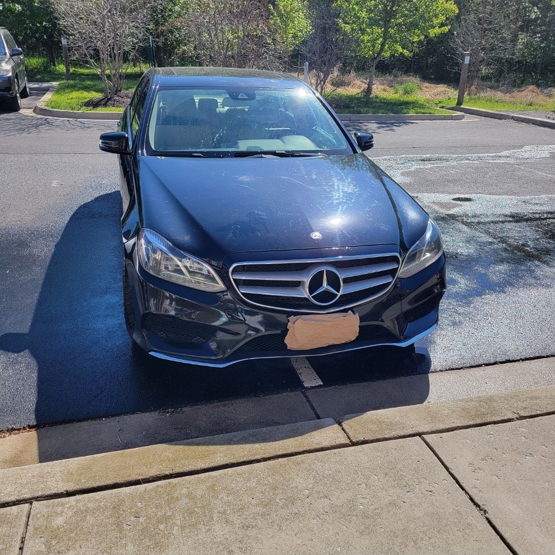 Used 2014 Mercedes-Benz E 350 4MATIC Sedan image 10