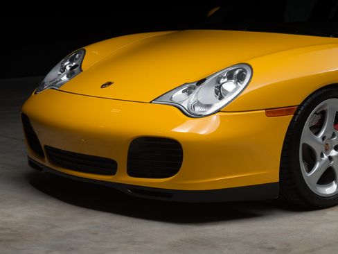 Used 2003 Porsche 911 Carrera 4S image 2