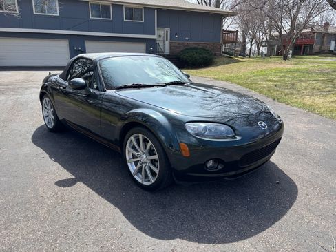 Used 2007 MAZDA MX-5 Miata Touring image 12