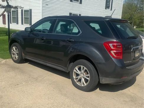 Used 2017 Chevrolet Equinox LS AWD/4WD image 12