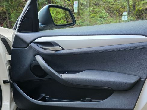 Used 2013 BMW X1 xDrive28i image 18