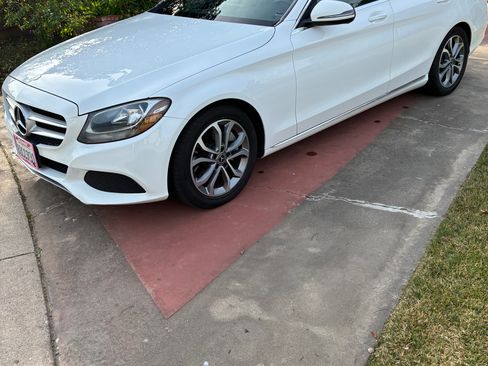 Used 2018 Mercedes-Benz C 300 Sedan image 17